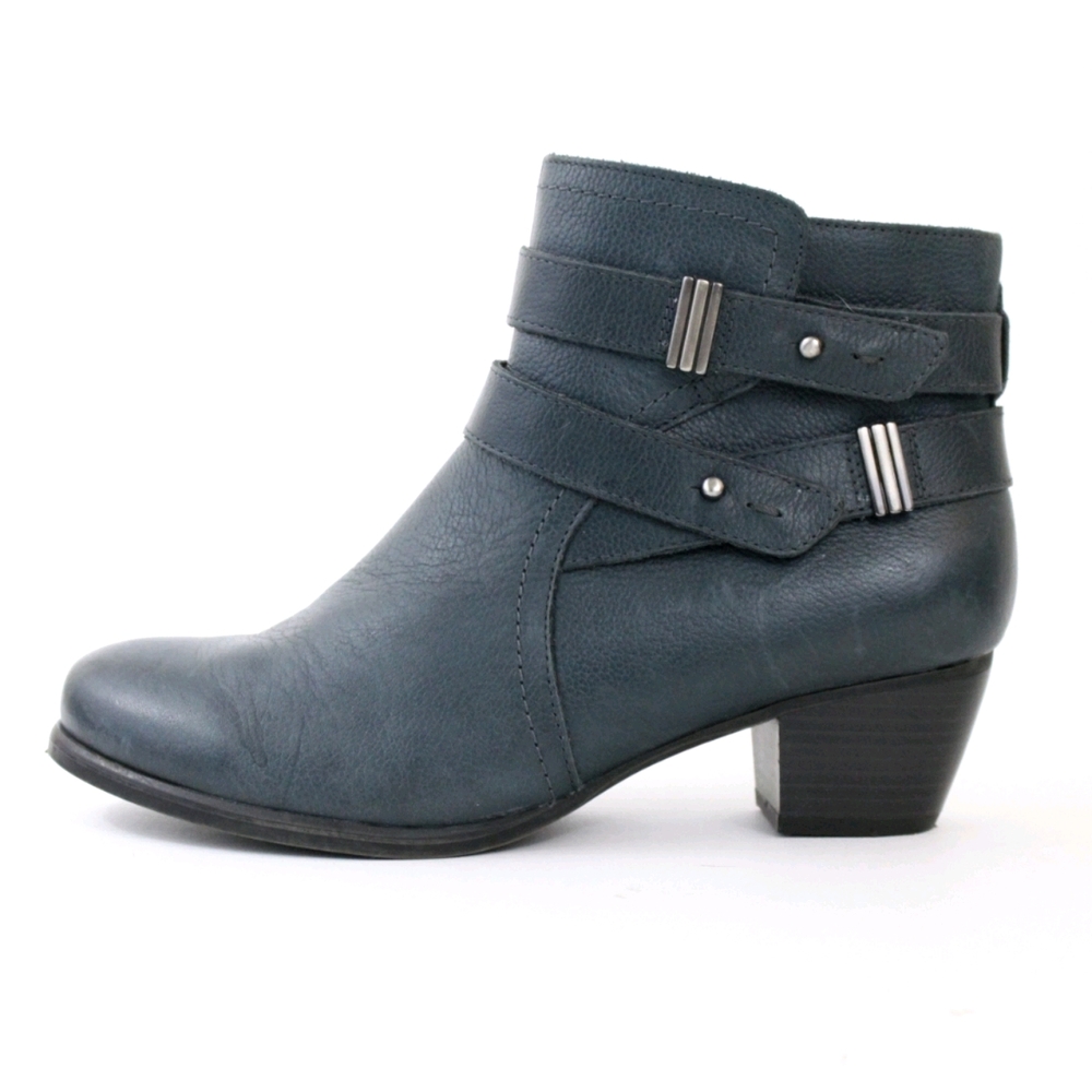Naturalizer Karmic Ankle Boots Blue 8W Heel